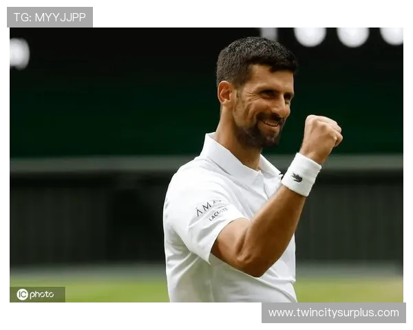 德约科维奇鏖战五盘艰难取胜成功挺进网球赛男单八强再现冠军实力