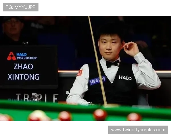 斯诺克国际锦标赛精彩对决范争一迎战赵心童全力冲击四强席位