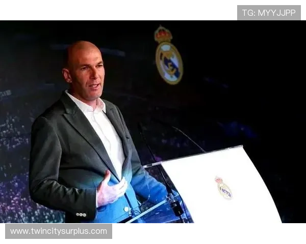 前皇马体能主管透露与齐达内保持联系评价谨慎不随意